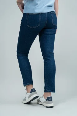 Femme Harcour Power Jean girlfriend